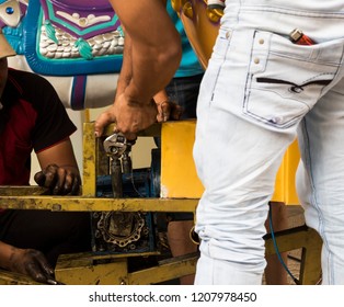 operator repair carousel