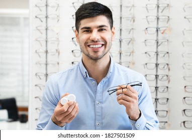 4,352 Contact Lenses Man Images, Stock Photos & Vectors | Shutterstock