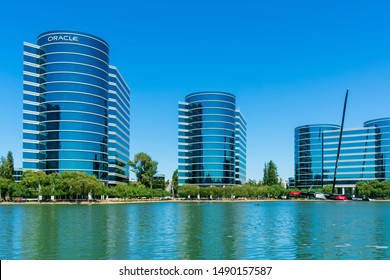 472 Oracle office Images, Stock Photos & Vectors | Shutterstock