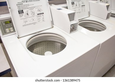 Laundry Mat Images Stock Photos Vectors Shutterstock