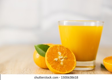 No Pulp Orange Juice Images Stock Photos Vectors Shutterstock