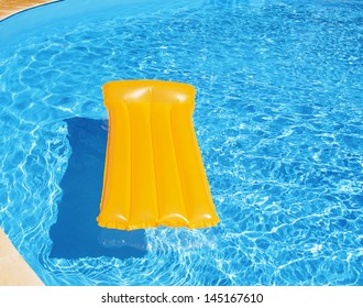 28,313 Pool Mattress Images, Stock Photos & Vectors | Shutterstock