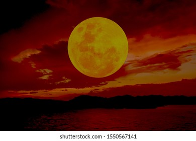 Orange Moon Over Lake Evening Stock Photo 1550567141 | Shutterstock