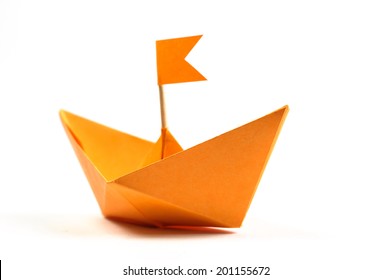 8,385 Origami Paper Boat Isolated Images, Stock Photos & Vectors ...