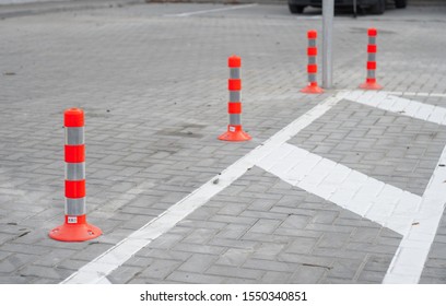 1,498 Parking bollard Images, Stock Photos & Vectors | Shutterstock