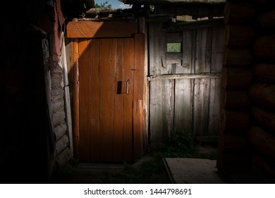 Imagenes Fotos De Stock Y Vectores Sobre Door Terror Shutterstock