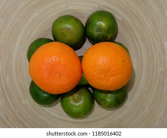 Oranges in the basket
