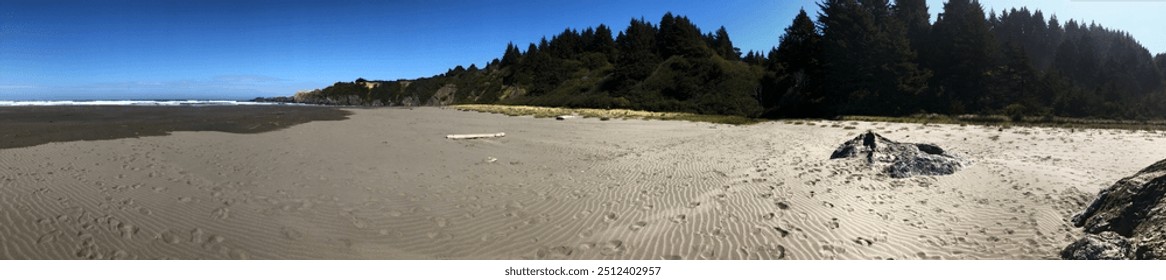 Oregon coastal beaches. Rocky beaches. Perfect beach day . Rocky beaches. Empty beach  - Powered by Shutterstock