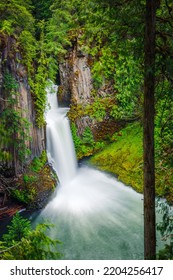 Oregon Waterfalls Of Umpqua National Forest