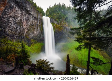 Oregon Waterfalls Of Umpqua National Forest