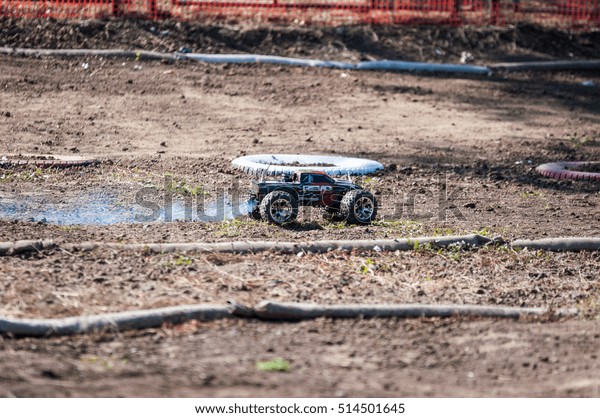 Orenburg, Russia - 20 August 2016: Amateurs car
model sports compete on the off-road track in open competitions the
city of Orenburg