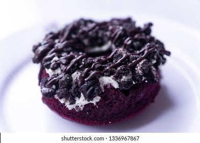 Oreo Creamed Donut