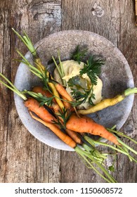 Organic Baby Carrots With Hummus