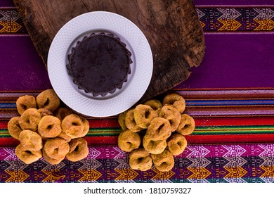 
Organic Cup Chocolate With Artisan Donuts From The Peruvian Andes