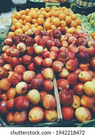 180 Apples qatar Images, Stock Photos & Vectors | Shutterstock