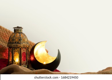 Oriental And Traditional Set Of Lantern, Crescent And Gunny Cloth.