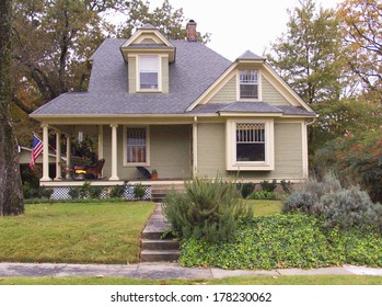 Original Home Owned By Bill And Hillary Clinton In Little Rock AR