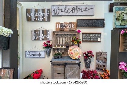 Orlando, FL USA - February 27, 2021:   The Spring And Summer Interior Home Decor Department Display Of An Ace Hardware Store In Lake Nona Area Of Orlando, Florida.