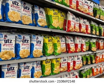 Orlando, Fl, USA - January 12, 2022: Utz Potato Chip 9oz Bags On The Shelf In A Supermarket. Utz Brands Provides A Wide Variety Of Chips, Pretzels, And Snacks.