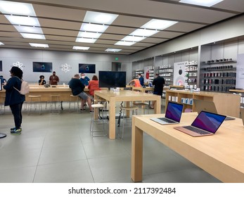 Orlando, FL USA - October 19, 2021:  The Interior Of An Apple Store In Orlando, Florida.