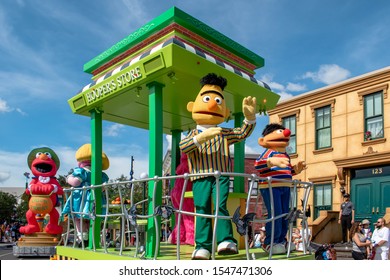 Orlando, Florida. October 29, 2019. Bert And Ernie In Sesame Street Party Parade At Seaworld 6