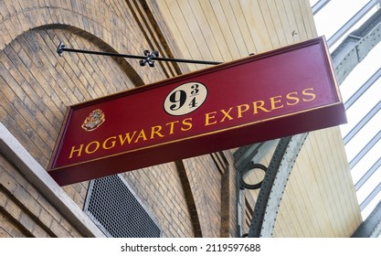 Orlando, Florida, USA - February 2, 2022: Platform 9 And Three Quarters Hogwarts Express Sign Board At The Universal Studios Orlando.