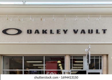 oakley orlando premium outlets