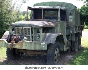 32,891 Vintage Military Vehicles Images, Stock Photos & Vectors ...