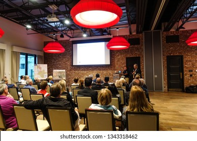 Orlando, FL/United States - 03/18/19: Town Hall Meeting With Local Officials Talking About The Future Meeting At The Lake House In Laureate Park At Lake Nona.