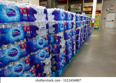 Orlando, FL/USA - 09/17/19: Stacks Of Nestle Bottled Water At A Retail Store.