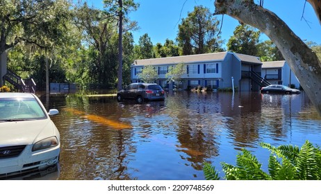 Orlando, October 1 2022 - The Place Apartments Flooding Close To UCF By Hurricane Ian Central Florida Floods