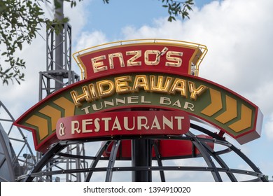 ORLANDO, USA: MAY 01 2019: Exterior Image Of The Enzo's Tunnel Bar Resturant Sign