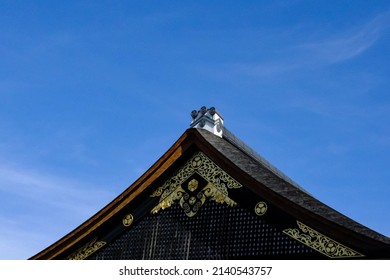 Ornament Rooftop Japanese, Hommaru Palace In Nagoya Castle Area. Traditional Japanese House Rooftop Architecture. 