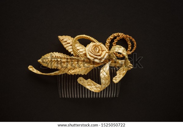 ornamental hair combs