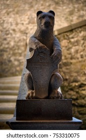 Orsini Odescalchi Castle, Bracciano, Italy - March 03, 2017: Staute Of The Bear Of The Orsini Family In The Entrance Courtyard