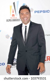 Oscar De La Hoya At The 2009 ALMA Awards. Royce Hall UCLA, Westwood, CA. 09-17-09