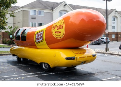 177 Oscar Mayer Images, Stock Photos & Vectors | Shutterstock