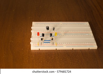 Oscillating LED and control circuit on breadboard