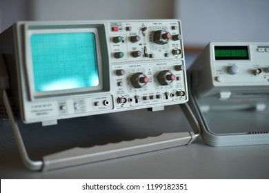 common source of error in oscilloscope experiment