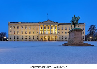 OSLO, NORWAY - JANUARY 23, 2017: Royal Palace And Karl XIV Johan Monument In Dusk. The Palace By Design Of Hans Linstow Was Built In 1825-1849. The Monument By Brynjulf Bergslien Was Erected In 1875.