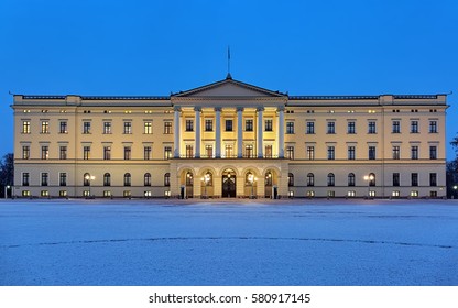 OSLO, NORWAY - JANUARY 23, 2017: Royal Palace In Dusk. The Palace Is The Official Residence Of The Present Norwegian Monarch. It Was Built In 1825-1849 By Design Of Architect Hans Linstow.