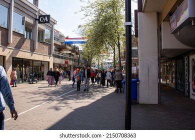 Oss Netherlands April 27 2022 Busy Stock Photo 2150708363 | Shutterstock