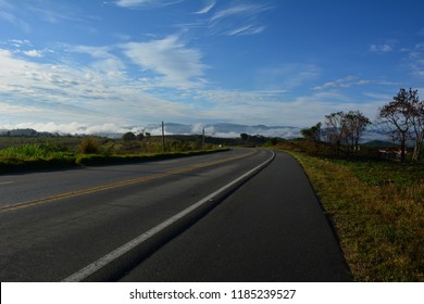 Oswaldo Cruz Road In Sao Luis Do Paraitinga