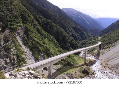 Otira Viaduct in Arthur Pass, New Zealand.