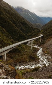 Otira Viaduct Road, Arthurs Pass, New Zealand