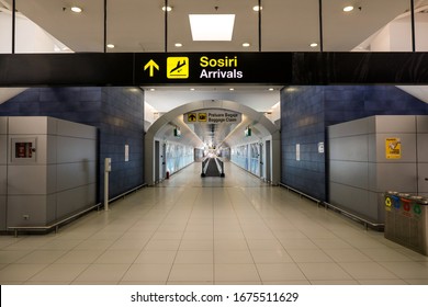 Aeroportul Otopeni Images Stock Photos Vectors Shutterstock