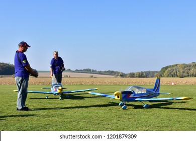 rc race plane