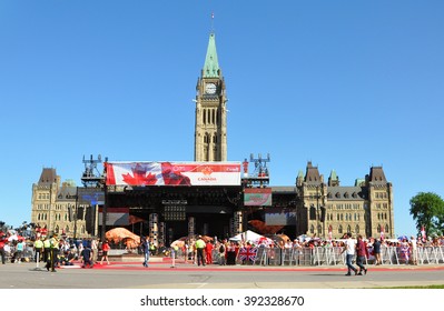 OTTAWA, CANADA - JULY 1: Canada Day Celebration In Parliament Hill On July 1, 2011 In Ottawa, Ontario, Canada.