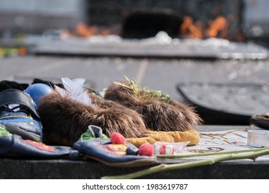 Ottawa, Canada. June 1, 2021. Memorial In Tribute To 215 Aboriginal Children Whose Remain Found In Residential School In Kamloops. Child Moccassin Left In Memory