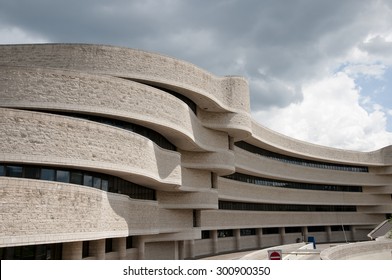 OTTAWA, CANADA - May 26, 2015: The Canadian Museum Of History (formerly The Canadian Museum Of Civilization) Is A Modern Building Designed By Douglas Cardinal